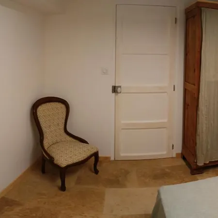 Chez Ginette Castéra-Verduzan