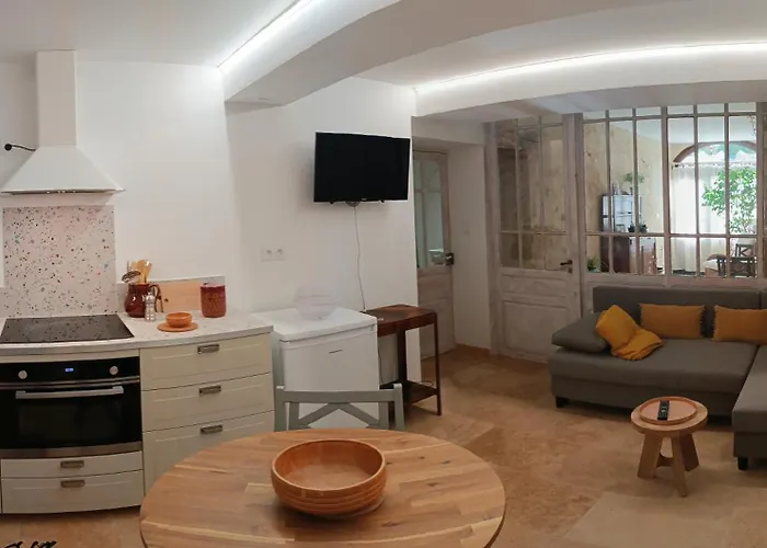 Chez Ginette 卡斯特拉韦迪藏