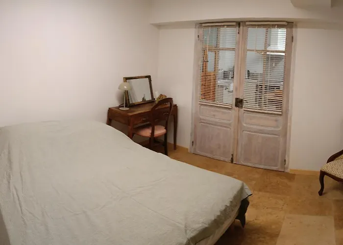 Chez Ginette 卡斯特拉韦迪藏